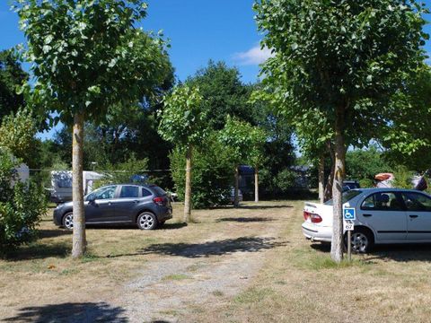 Emplacement - Emplacement + véhicule