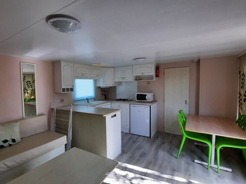 MOBILHOME 4 personnes - COLLONGES LA ROUGE