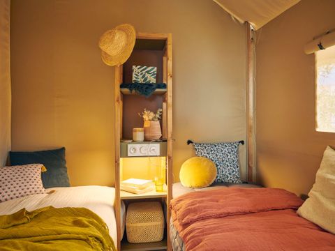 TENTE TOILE ET BOIS 6 personnes - Woodlodge Vue Loire Confort 34m² - 3 chambres + terrasse 6 pers