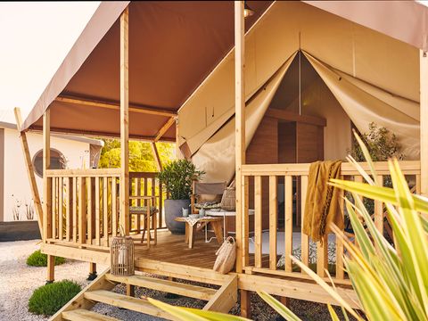 TENTE TOILE ET BOIS 4 personnes - Woodlodge Vue Loire Confort 26m² - 2 chambres + terrasse 4 pers