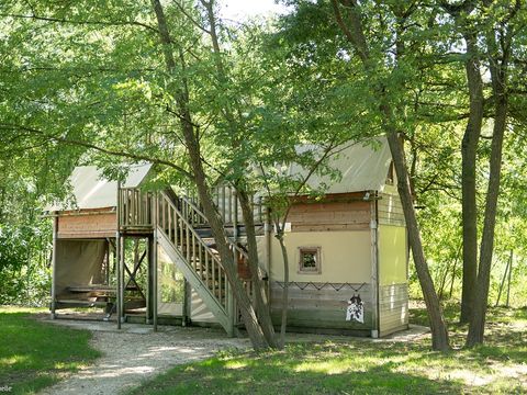 HÉBERGEMENT INSOLITE 6 personnes - Le Nid (sanitaires communs du camping)