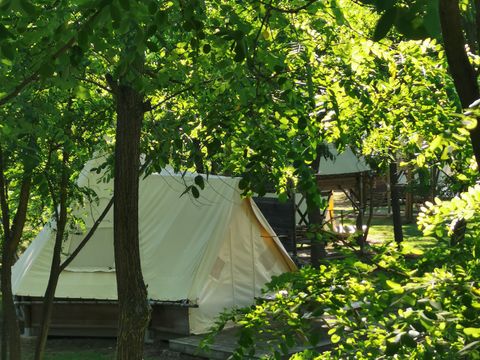 TENTE 4 personnes - Tipi - moins de 7 nuits (sanitaires communs du camping)