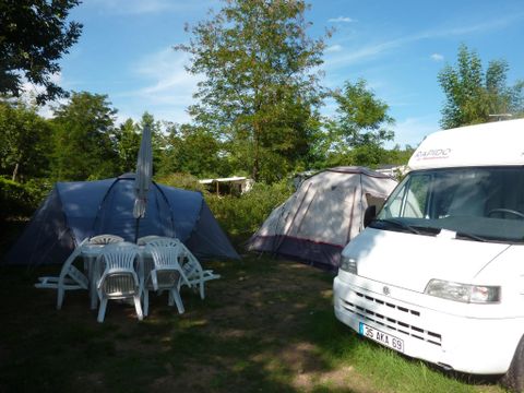 Emplacement - Forfait 1 véhicule + électricité