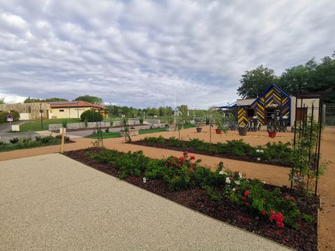 Camping du Lac de Cormoranche  - Camping Ain - Image N°94