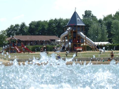 Camping du Lac de Cormoranche  - Camping Ain - Image N°34