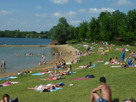 Camping du Lac de Cormoranche  - Camping Ain - Image N°21