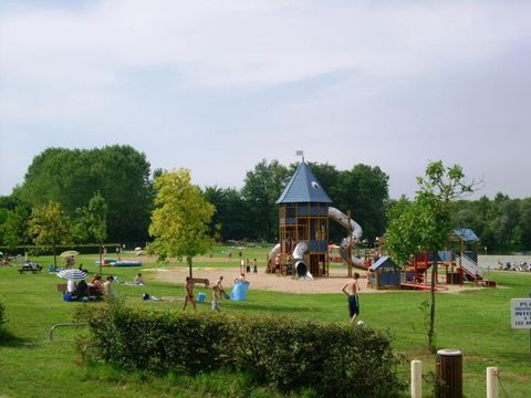 Camping du Lac de Cormoranche  - Camping Ain - Image N°38