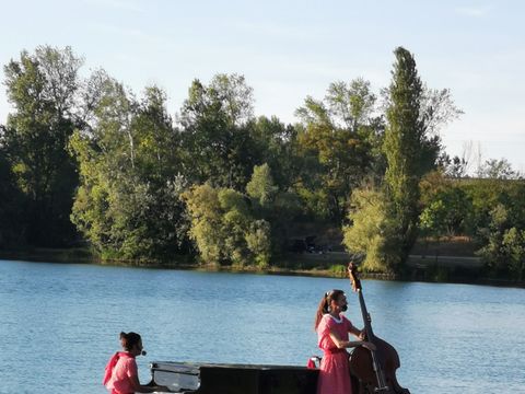 Camping du Lac de Cormoranche  - Camping Ain - Image N°86