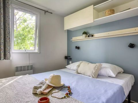 MOBILHOME 4 personnes - Mobil-Home Confort 3 Pièces 4 Personnes + TV