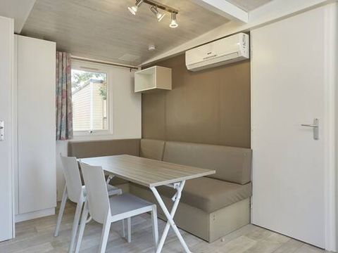 MOBILHOME 6 personnes - Mobil-home | Comfort | 2 Ch. | 4/6 Pers. | Terrasse surélevée | Clim.