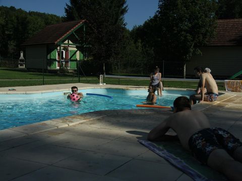 Village Chalets - Le Rû Du Pre - Camping Yonne - Image N°27