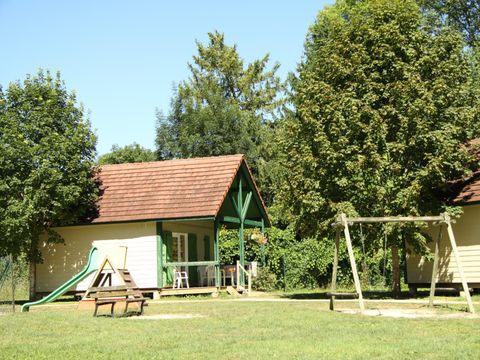 Village Chalets - Le Rû Du Pre - Camping Yonne - Image N°16