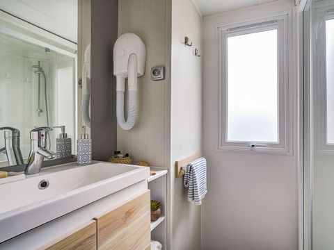 MOBILHOME 4 personnes - COTTAGE 4p 2ch ****