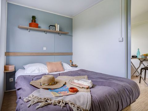 MOBILHOME 4 personnes - COTTAGE Doëlan 4p 2ch ***