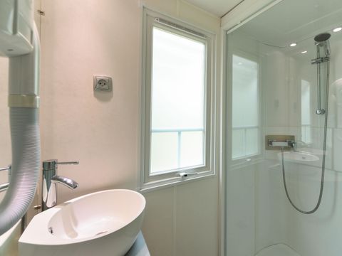 Mobilhome 4 personnes - Lancelot Standard 25m² - 2 chambres - Terrasse semi couverte