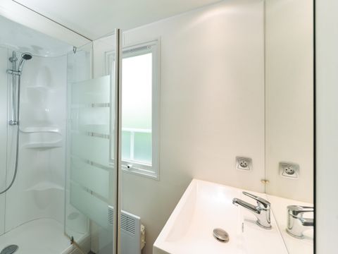 Mobilhome 4 personnes - Arthur Confort 29m² - 3 chambres - Terrasse semi-couverte 4/6 pers