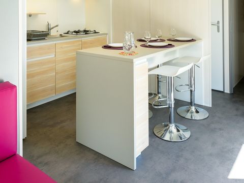 MOBILHOME 4 personnes - Mobil-home Perceval Standard 29m² (2 chambres) + terrasse couverte + TV