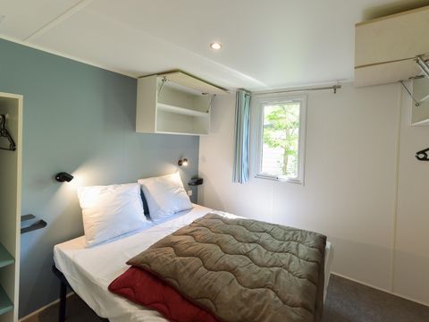 Mobilhome 4 personnes - Caélia Standard 27m² - 2 chambres - Terrasse couverte / Zone piétonne