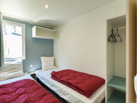 Mobilhome 4/6 personnes - Caélia Confort 31m² - 3 chambres - Terrasse couverte / Zone piétonne