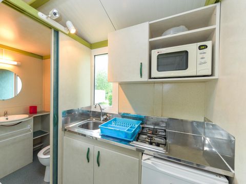 Chalet 5 personnes - Standard 25m² - 2 chambres - Terrasse couverte - 2 adultes - Max