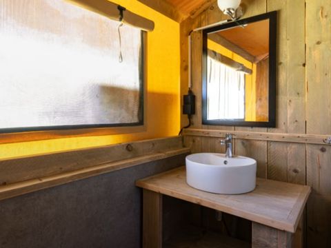 TENTE TOILE ET BOIS 6 personnes - Mouette TENTE TOILE ET BOIS 6 personnes - Mouette