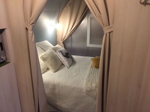 BUNGALOW TOILÉ 4 personnes - Bungalow tente Crevette BUNGALOW TOILÉ 4 personnes - Bungalow tente Crevette