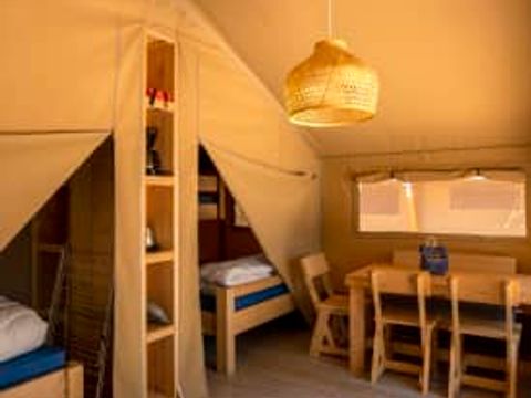 TENTE TOILE ET BOIS 5 personnes - Rouget TENTE TOILE ET BOIS 5 personnes - Rouget