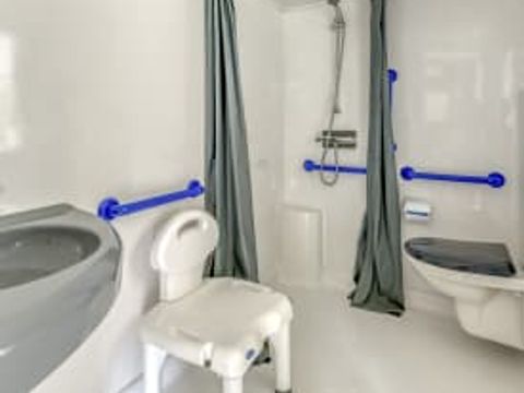 MOBILHOME 4 personnes - accessible aux personnes handicapées Sardine
