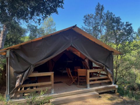 Tente en toile et en bois 5 personnes - Lodge Victoria - Sans sanitaires - Ni eau - Ni chauffage