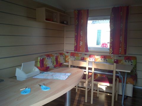 MOBILHOME 6 personnes - 2 chambres (samedi)