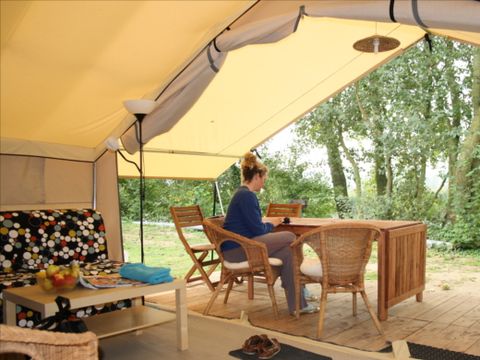 Tente en toile et en bois 5 personnes - Safaritent sans sanitaires