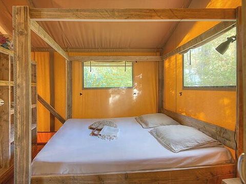Tente en toile et en bois 5 personnes - Tente Safari | 2 Ch. | 4/5 Pers. | Clim.