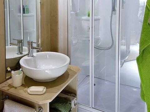 Tente en toile et en bois 5 personnes - Tente Safari | 2 Ch. | 4/5 Pers. | Clim.
