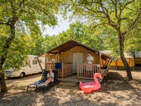 Tente en toile et en bois 5 personnes - Tente Safari | 2 Ch. | 4/5 Pers. | Clim.