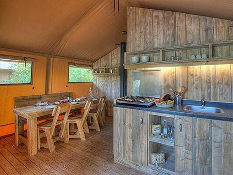 Tente en toile et en bois 5 personnes - Tente Safari | 2 Ch. | 4/5 Pers. | Clim.