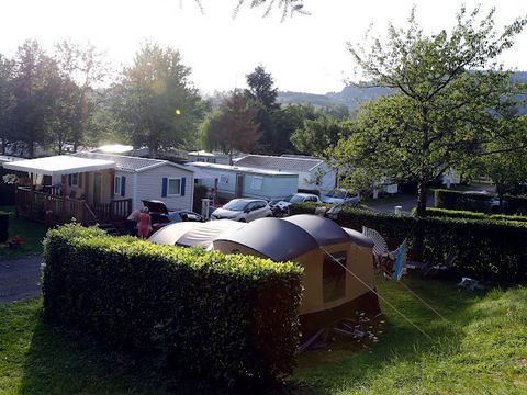 Emplacement - Emplacement Confort avec électricité 2/6 pers