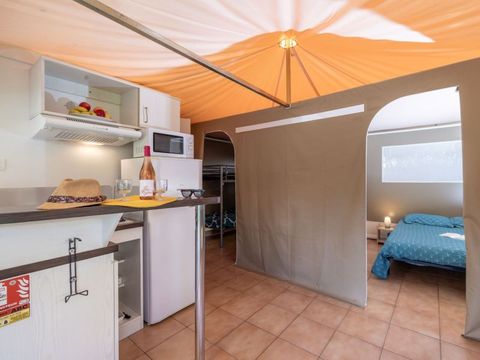 Tente en toile et en bois 5 personnes - Lodge 2 chambres 5 pers