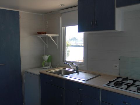 MOBILHOME 4 personnes - MH2 23 m² avec terrasse