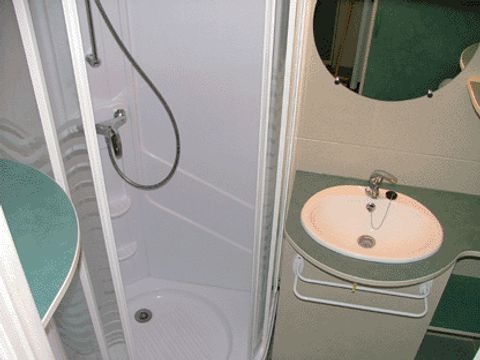 CHALET 5 personnes - BOIS avec terrasse