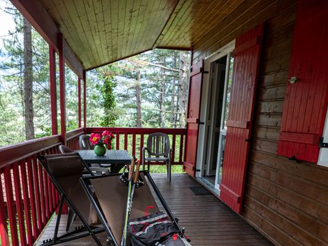 CHALET 5 personnes - Cabane Mezzanine Standard 25m² - 1 chambre + Terrasse couverte
