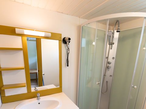 CHALET 5 personnes - Cabane Mezzanine Standard 25m² - 1 chambre + Terrasse couverte