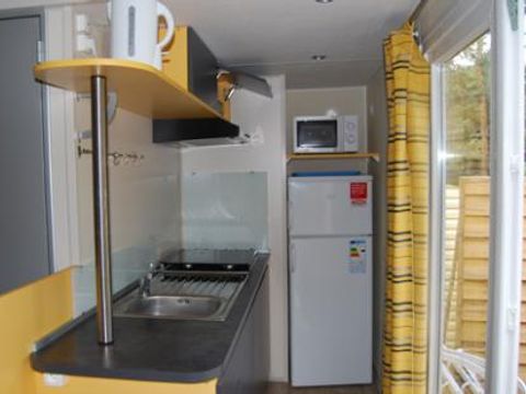 Mobilhome 6 personnes - Mobil-home Standard Relax 33m² - 3 chambres + Terrasse avec parasol - 6 pers