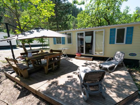 Mobilhome 6 personnes - Mobil-home Standard Relax 33m² - 3 chambres + Terrasse avec parasol - 6 pers