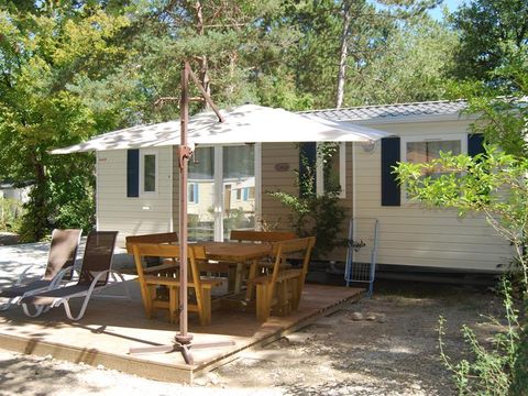 Mobilhome 6 personnes - Mobil-home Standard Relax 33m² - 3 chambres + Terrasse avec parasol - 6 pers
