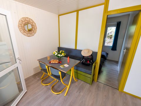 CHALET 5 personnes - Chalet Confort Authentik 34m² - 2 chambres + Terrasse couverte - 5/7 pers