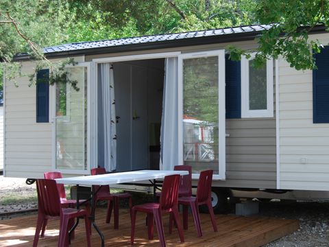 MOBILHOME 4 personnes - Mobil-home Standard Cocoon 28m² - 2 chambres + Terrasse avec parasol - 4 pers