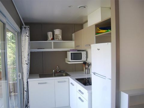 Chalet 7 personnes - Chalet Confort Vercors 42m² - 3 chambres + 2 SDB + Terrasse couverte - 7/9 pers