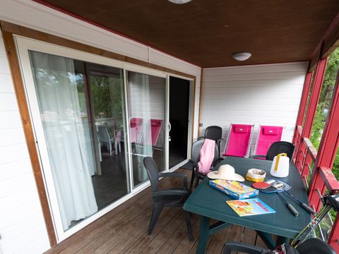 Chalet 7 personnes - Chalet Confort Vercors 42m² - 3 chambres + 2 SDB + Terrasse couverte - 7/9 pers