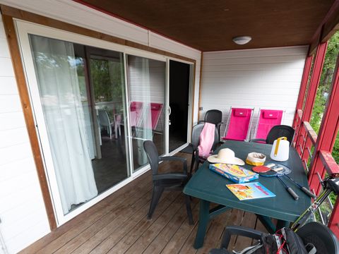 CHALET 7 personnes - Confort Vercors 42m² - 3 chambres + 2 SDB + Terrasse couverte