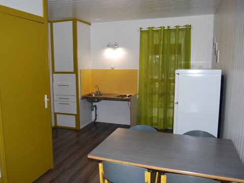 Chalet 2 personnes - Chalet pour personnes à mobilité réduite "l'O douce" 34m² - 1 chambre + terrasse couverte - 2/4 pers